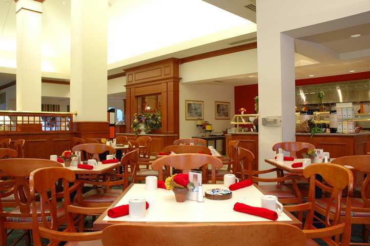 Hilton Garden Inn Oklahoma City Airport Restaurant photo